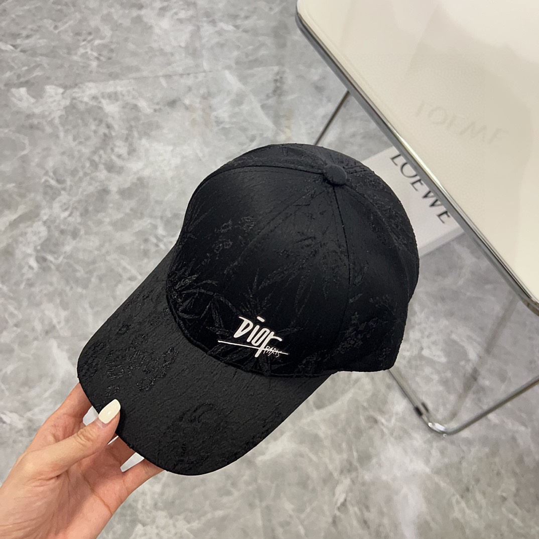 Christian Dior Caps